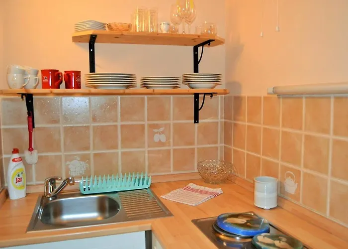 Nicol Apartman *